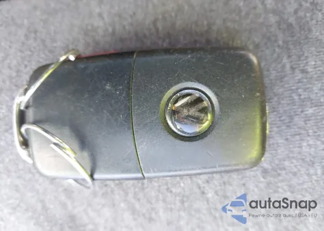 2018 Volkswagen Passat 2.0T Se z USA, uszkodzony, nr VIN 1VWBA7A36JC041589